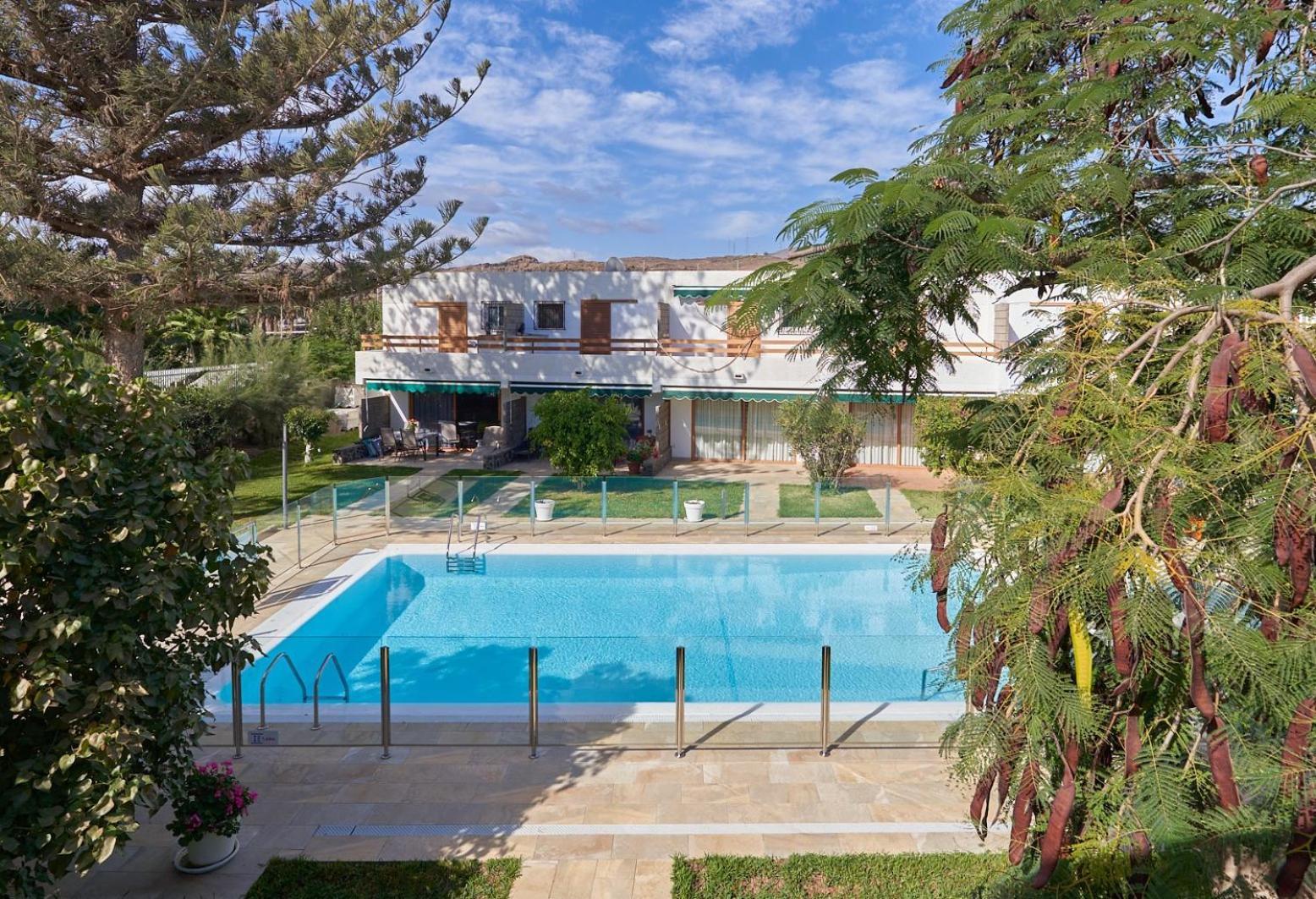 Timon Suites San Agustin Bagian luar foto
